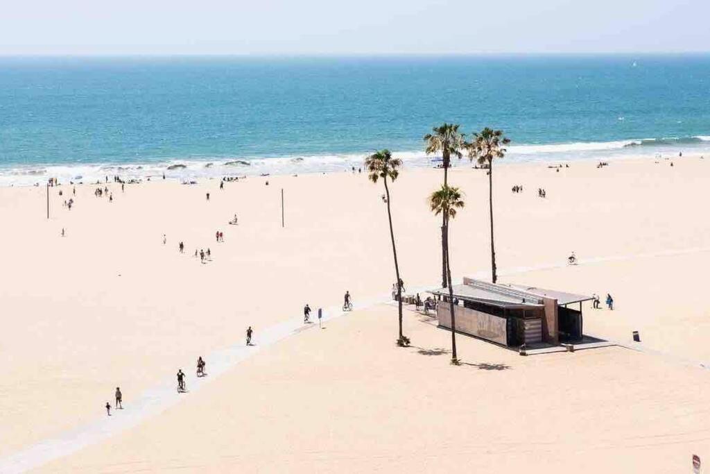 Fortuna-seaside Retreat In Santa Monica, Steps To The Beach, Free Parking Apartment *